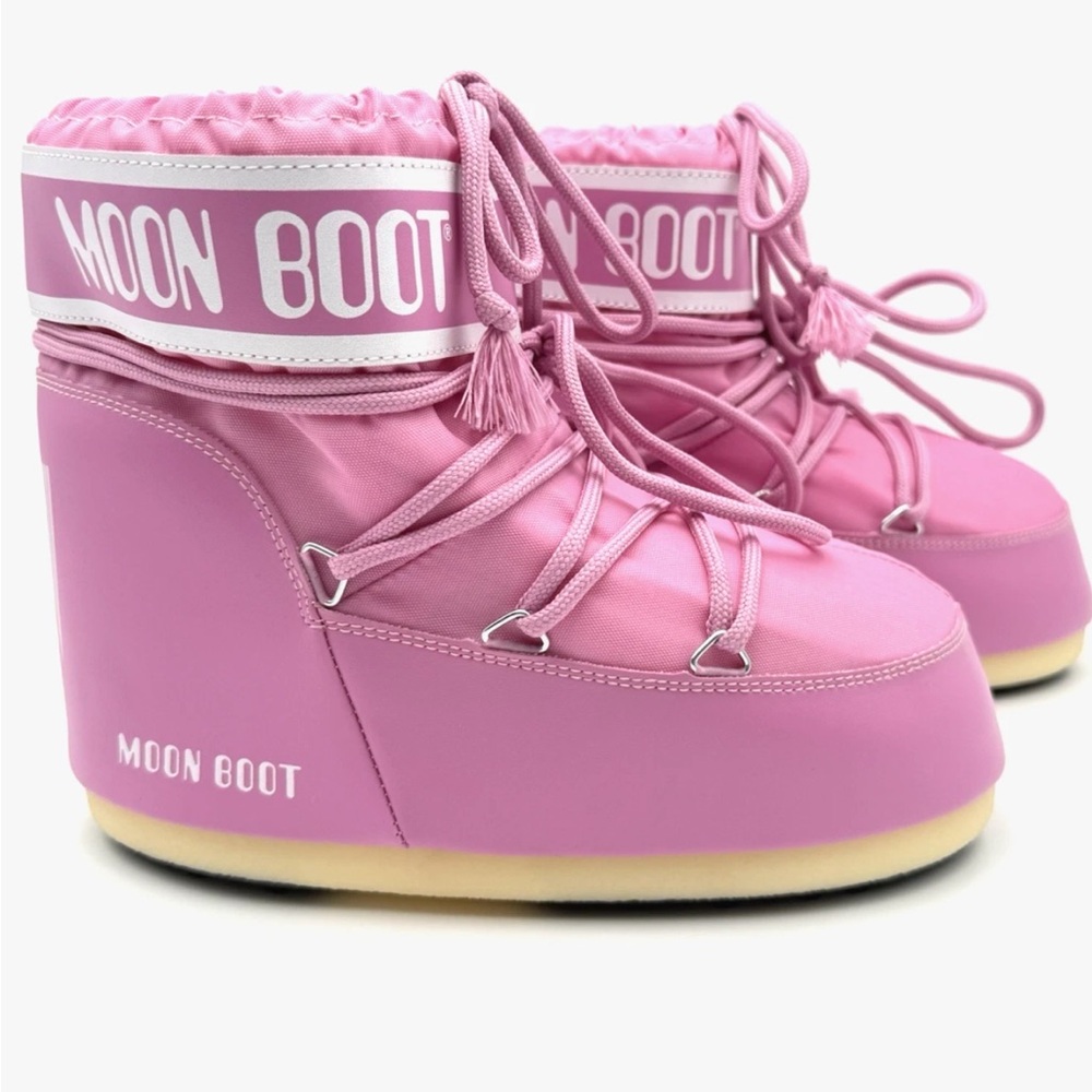 Moon Boot Women's Vibrant Pink Winter Boots